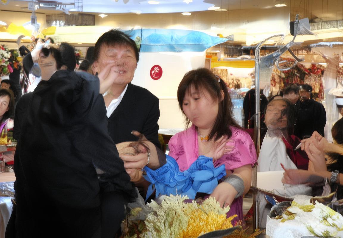 雷霆队18胜1负创纪录，核心球员复出提升攻防效率，西部强敌能否阻挡？